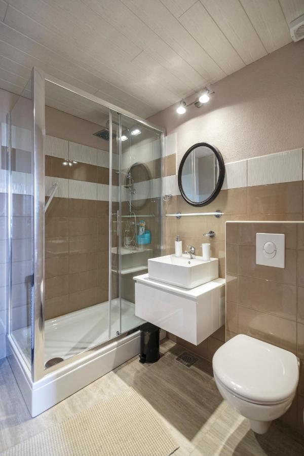 Apartments Mardesic Komiža Eksteriør billede
